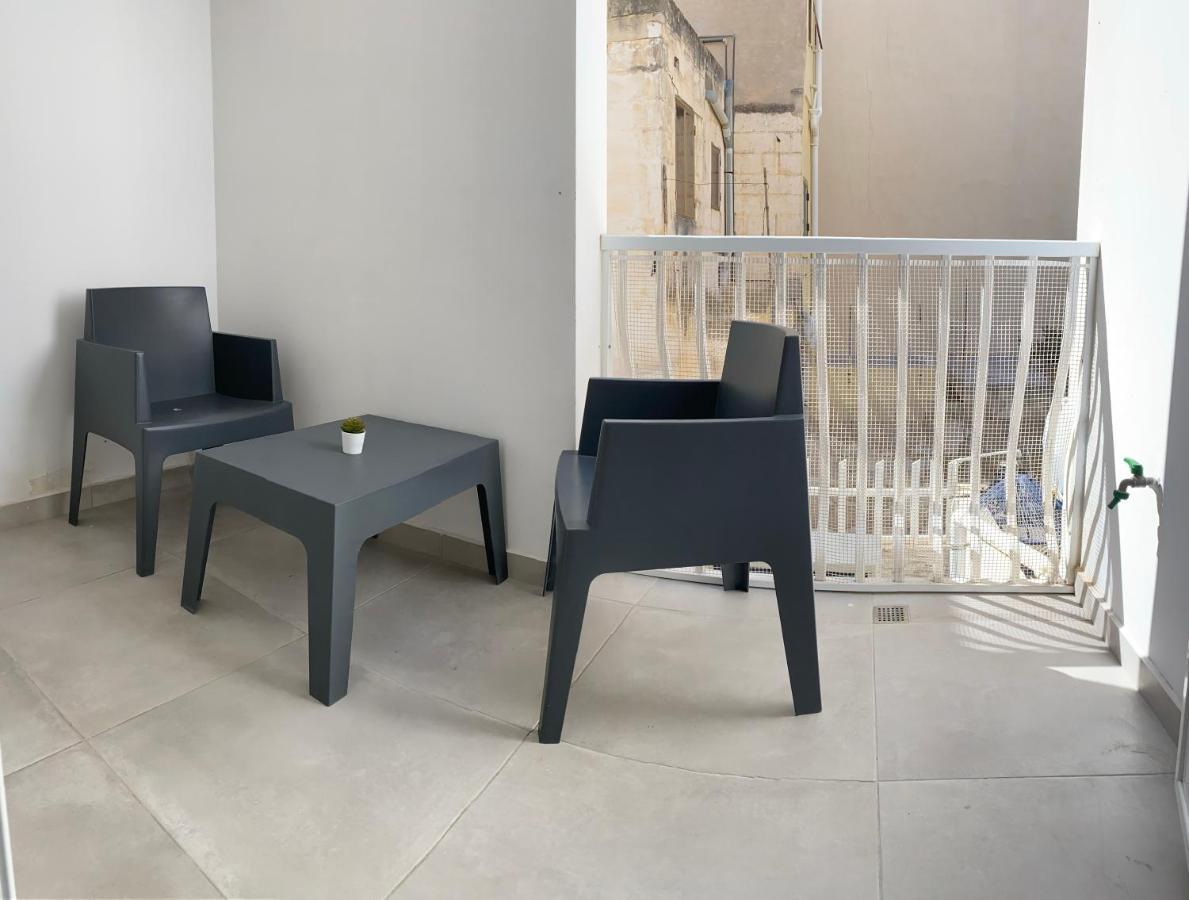 Seaside Apartment In Gzira المظهر الخارجي الصورة